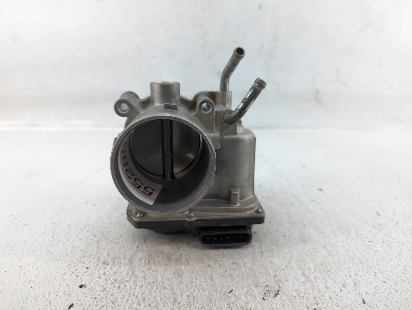 2018-2021 Hyundai Kona Throttle Body P/N:35100-2E400 Fits Fits 2012 2013 2014 2015 2016 2018 2019 2020 2021 OEM Used Auto Pa