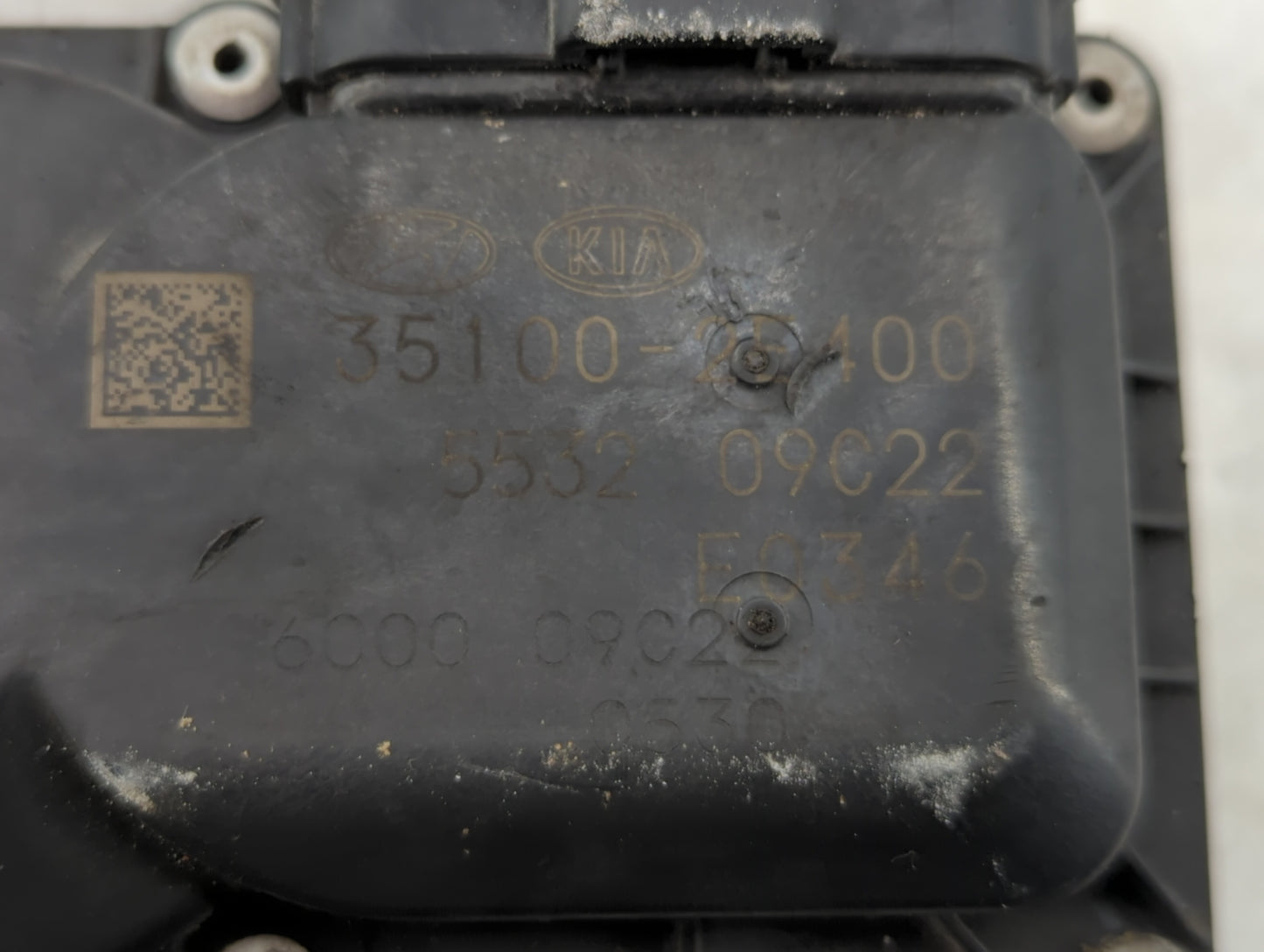 2018-2021 Hyundai Kona Throttle Body P/N:35100-2E400 Fits Fits 2012 2013 2014 2015 2016 2018 2019 2020 2021 OEM Used Auto Pa