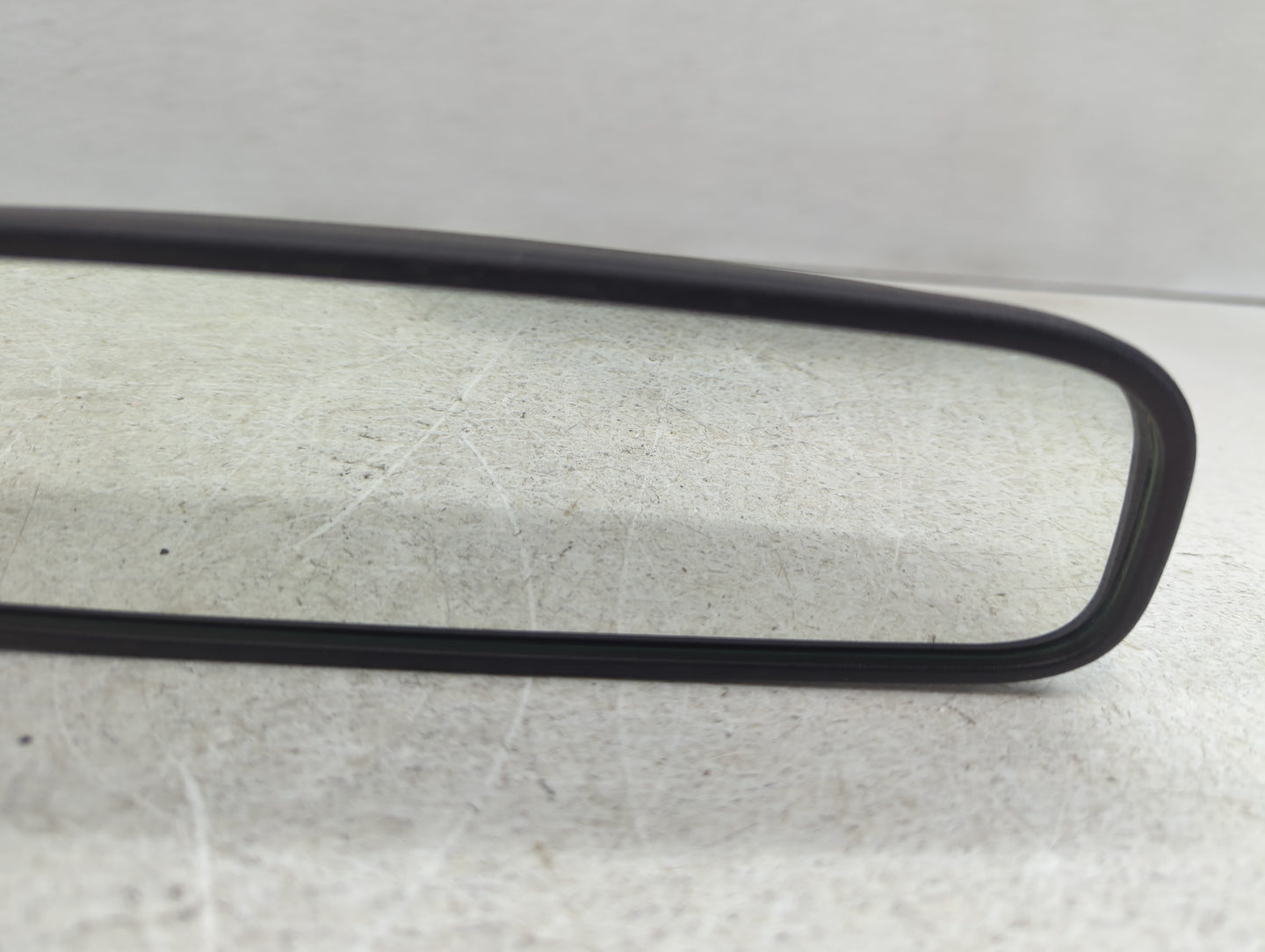 2018-2021 Hyundai Kona Interior Rear View Mirror Replacement OEM P/N:E13049848 Fits OEM Used Auto Parts - Oemusedautoparts1.