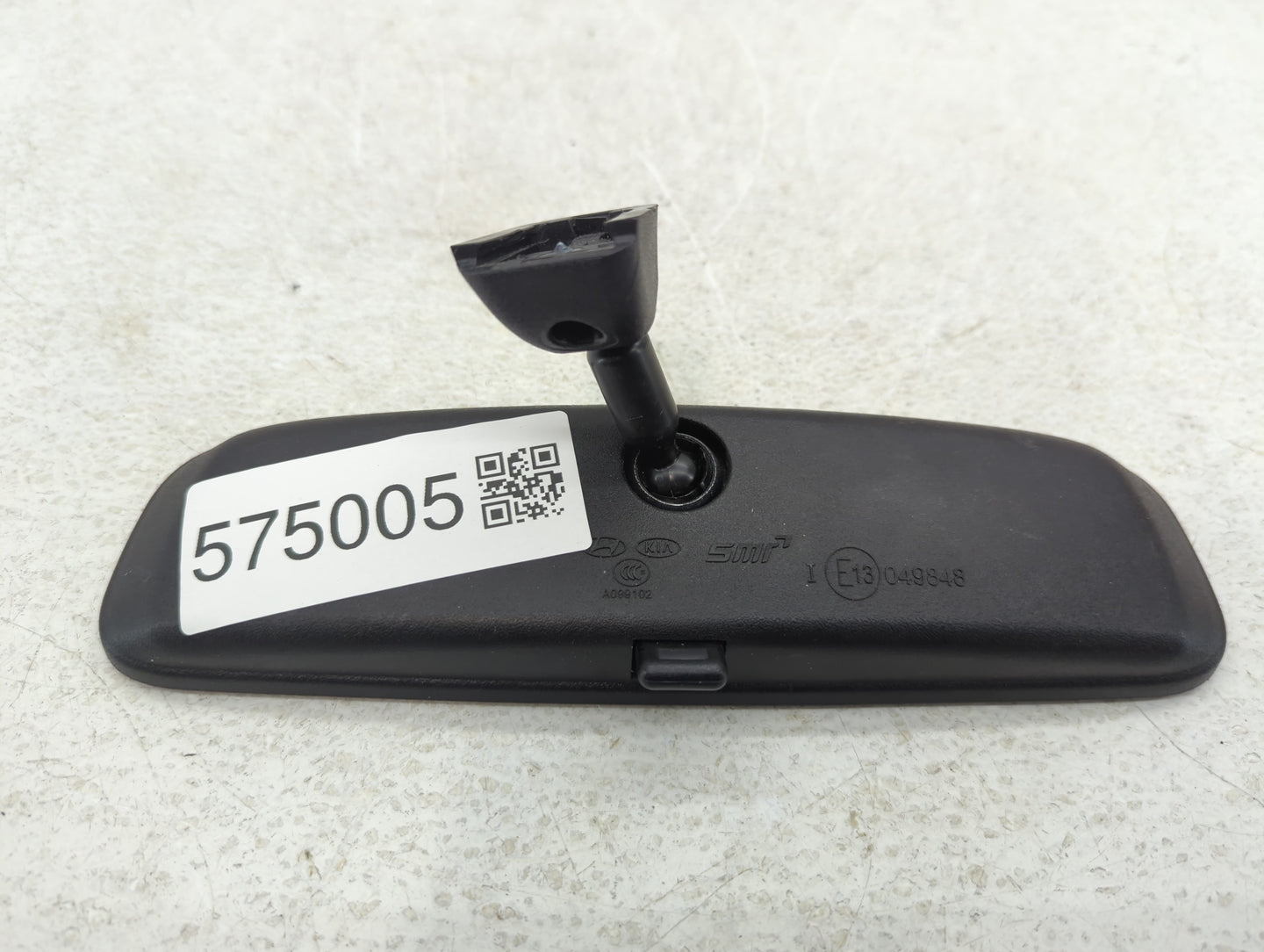 2018-2021 Hyundai Kona Interior Rear View Mirror Replacement OEM P/N:E13049848 Fits OEM Used Auto Parts - Oemusedautoparts1.