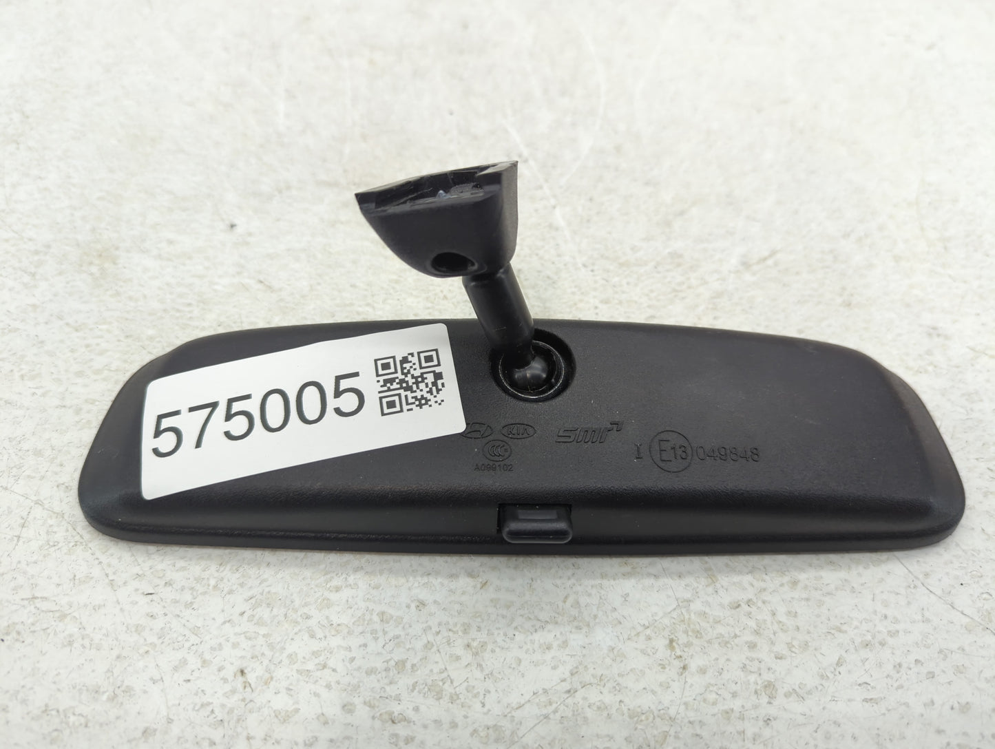 2018-2021 Hyundai Kona Interior Rear View Mirror Replacement OEM P/N:E13049848 Fits OEM Used Auto Parts - Oemusedautoparts1.