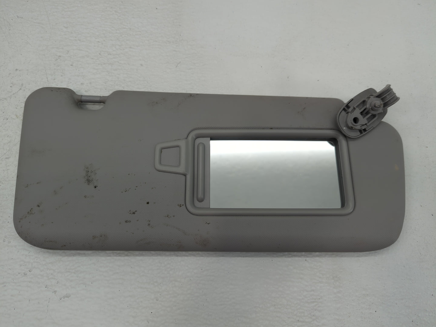 2018-2021 Hyundai Kona Sun Visor Shade Replacement Passenger Right Mirror Fits Fits 2018 2019 2020 2021 OEM Used Auto Parts 