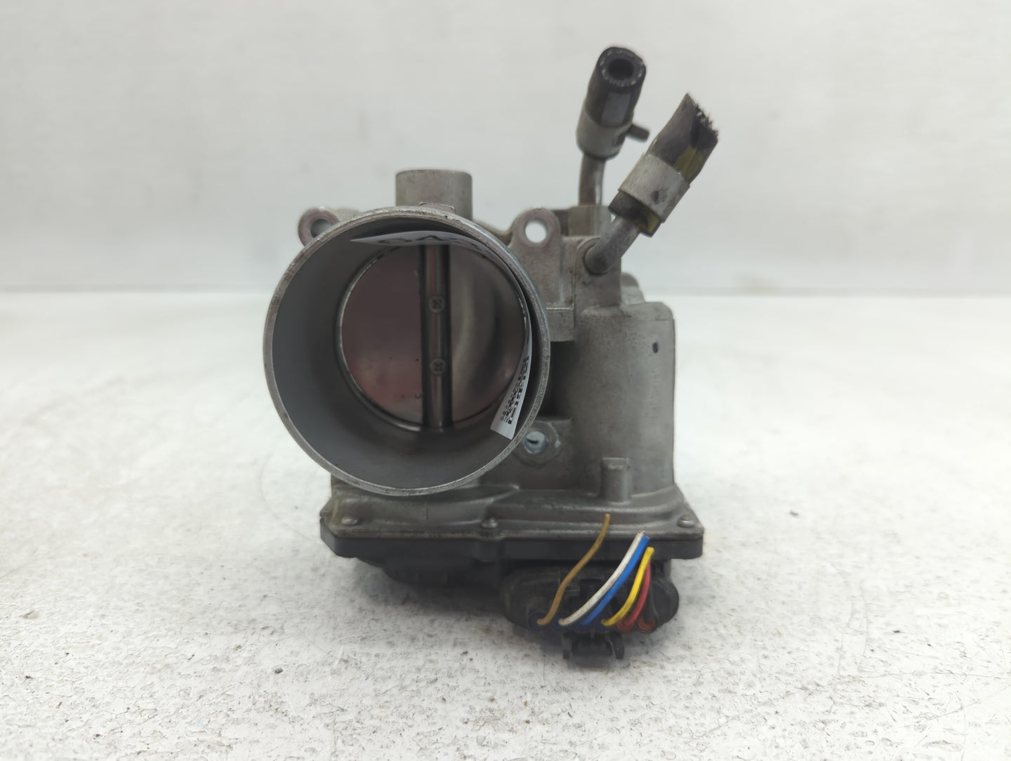 2018-2021 Hyundai Kona Throttle Body P/N:5532 06C05 35100-2E400 Fits Fits 2012 2013 2014 2015 2016 2018 2019 2020 2021 OEM U