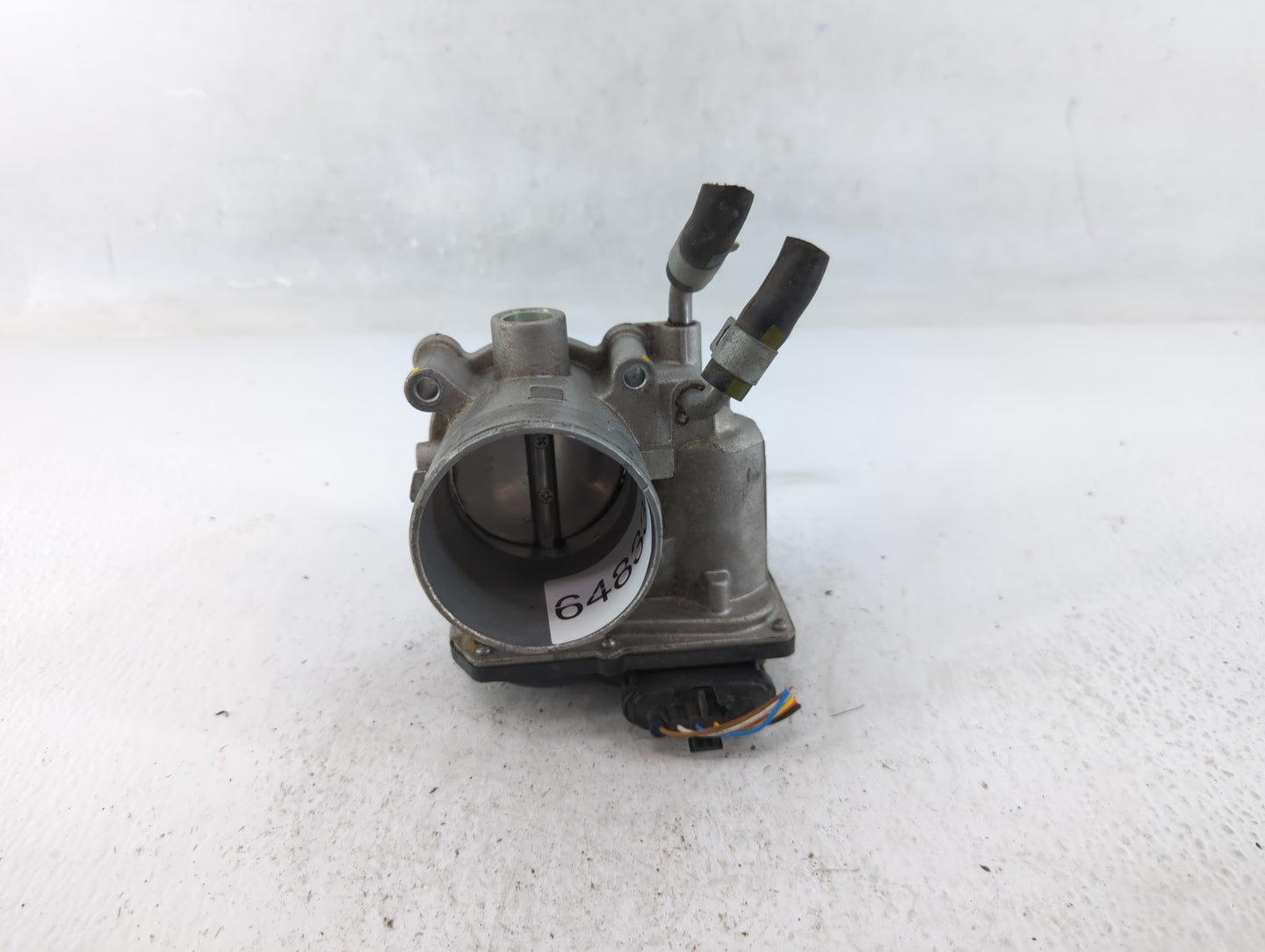 2018-2021 Hyundai Kona Throttle Body P/N:35100-25400 Fits Fits 2012 2013 2014 2015 2016 2018 2019 2020 2021 OEM Used Auto Pa