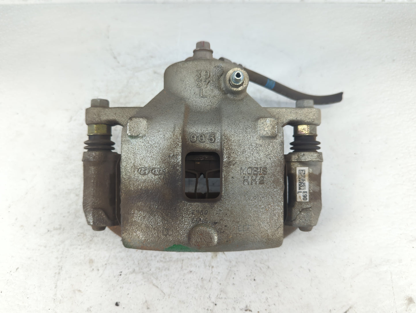 2018-2022 Hyundai Kona Front Driver Left Brake Caliper - Oemusedautoparts1.com
