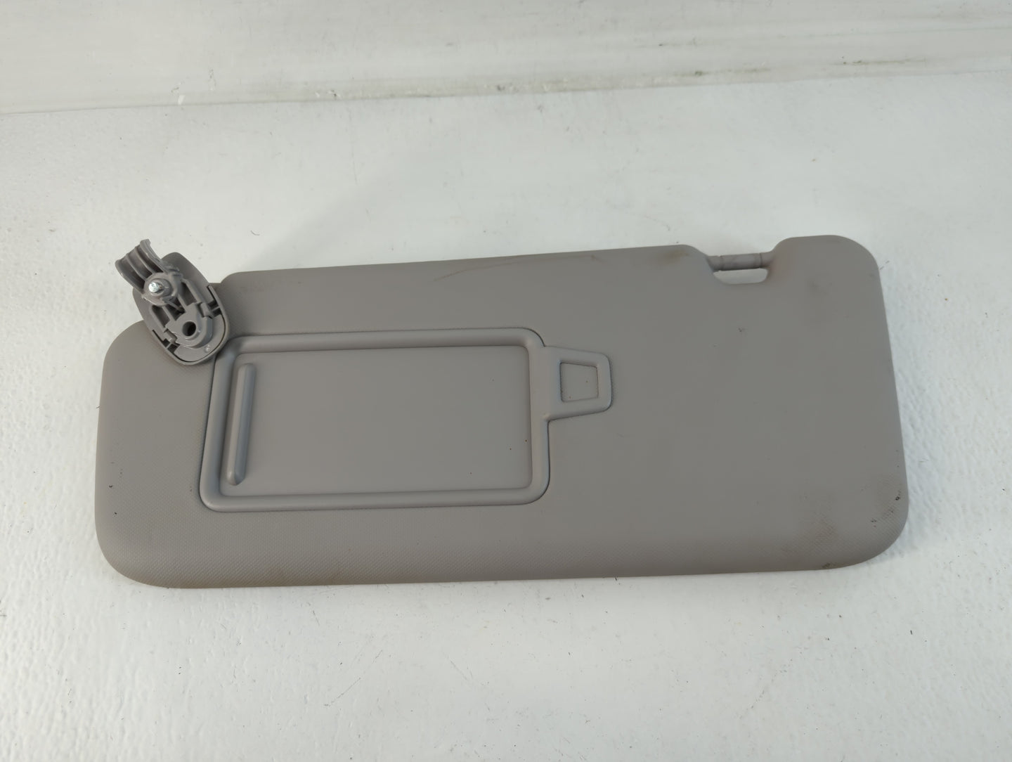 2018-2021 Hyundai Kona Sun Visor Shade Replacement Driver Left Mirror Fits Fits 2018 2019 2020 2021 OEM Used Auto Parts - Oe
