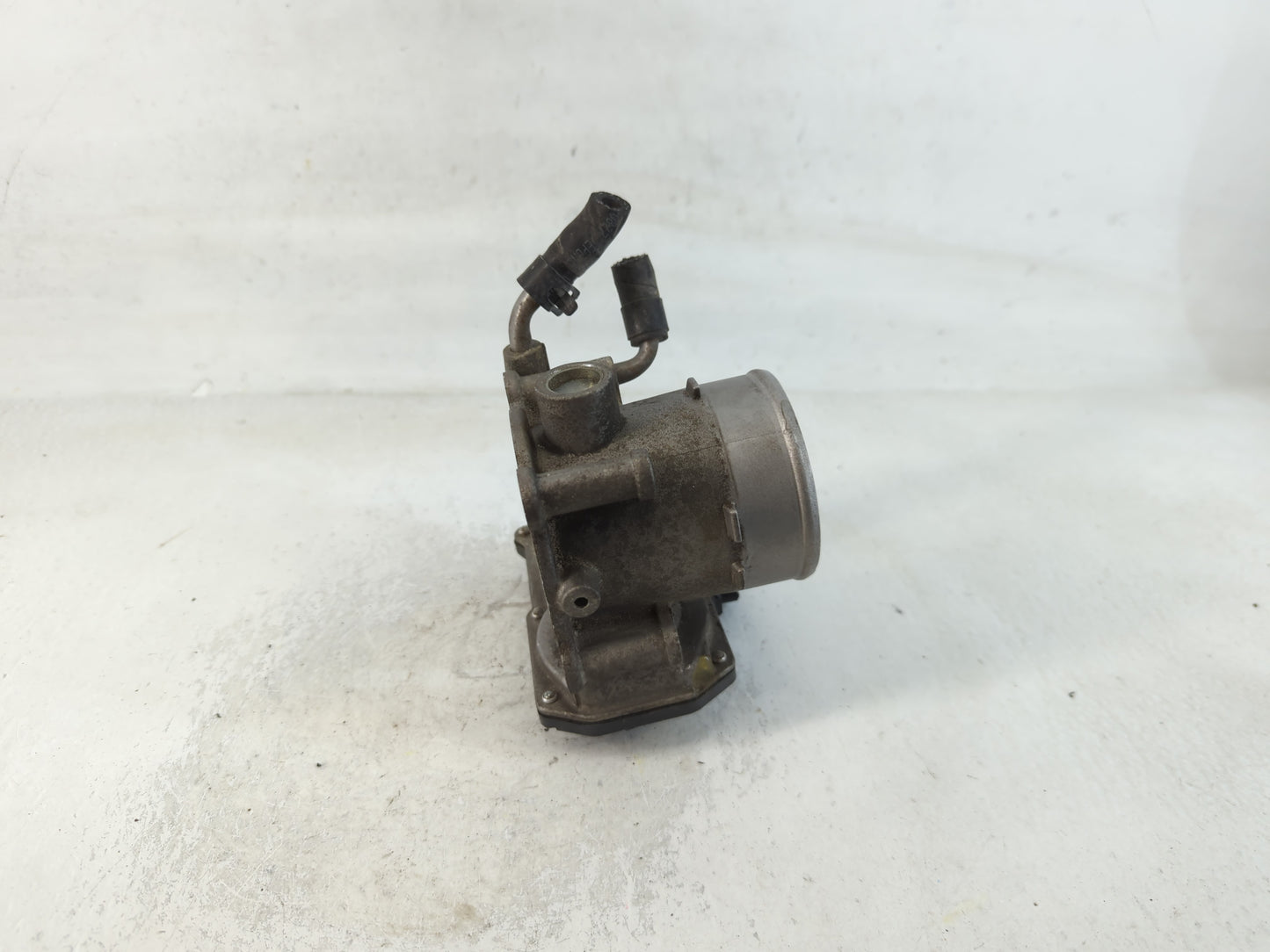 2018-2021 Hyundai Kona Throttle Body P/N:35100-2E400 Fits Fits 2015 2016 2017 2018 2019 2020 2021 2022 OEM Used Auto Parts -