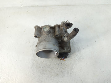 2018-2021 Hyundai Kona Throttle Body P/N:35100-2E400 Fits Fits 2012 2013 2014 2015 2016 2018 2019 2020 2021 OEM Used Auto Parts