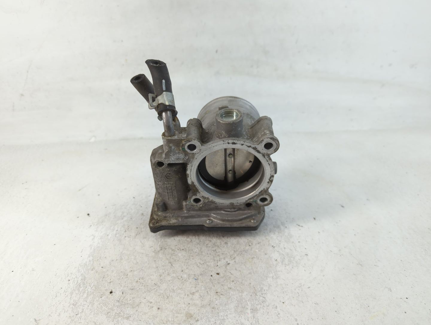 2018-2021 Hyundai Kona Throttle Body P/N:35100-2E400 Fits Fits 2012 2013 2014 2015 2016 2018 2019 2020 2021 OEM Used Auto Pa