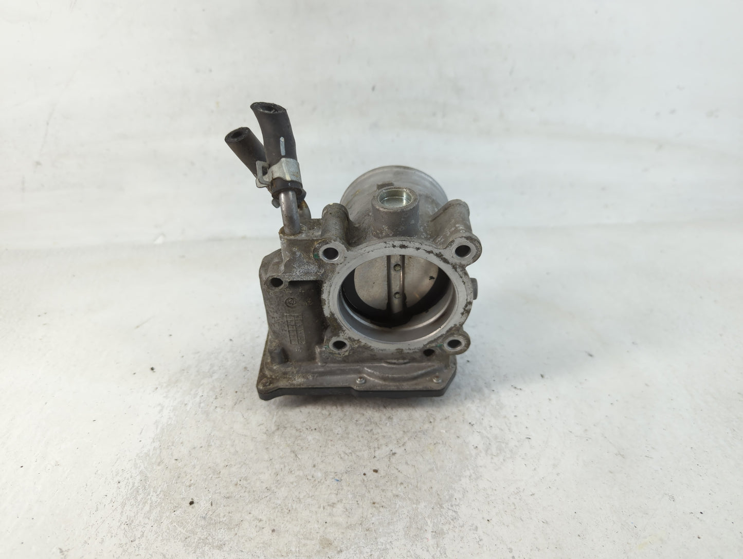 2018-2021 Hyundai Kona Throttle Body P/N:35100-2E400 Fits Fits 2012 2013 2014 2015 2016 2018 2019 2020 2021 OEM Used Auto Pa