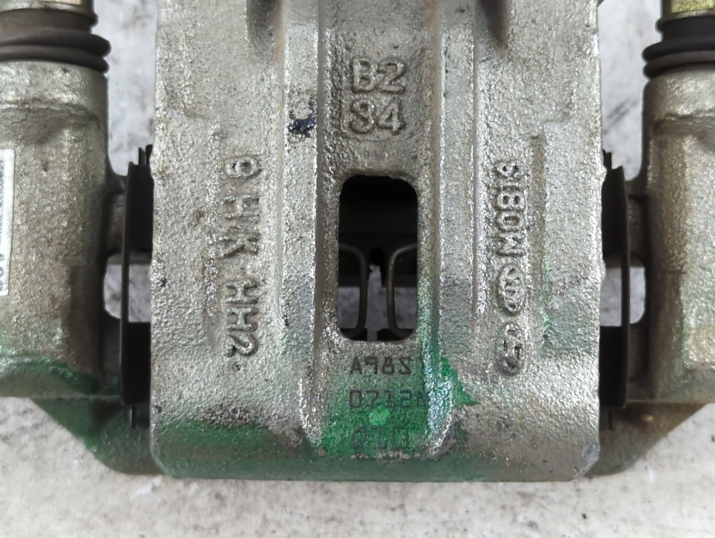 2018-2022 Hyundai Kona Front Driver Left Brake Caliper - Oemusedautoparts1.com