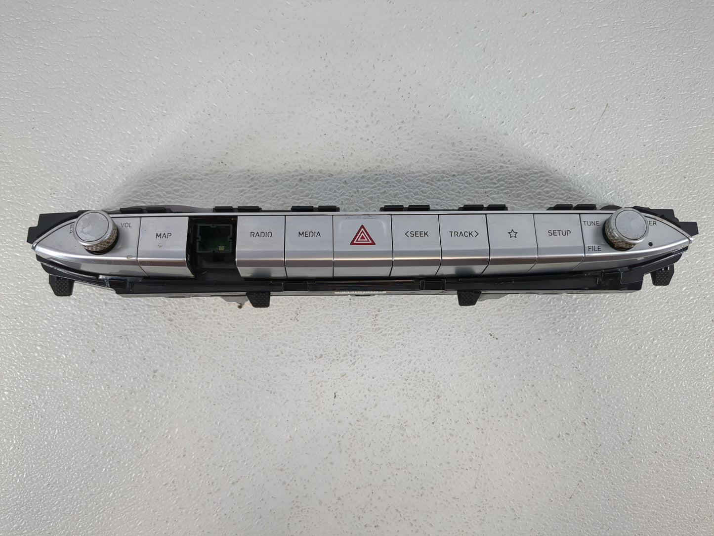 2020-2022 Hyundai Palisade Radio AM FM Cd Player Receiver Replacement P/N:96540S8110VCS Fits Fits 2020 2021 2022 OEM Used Au