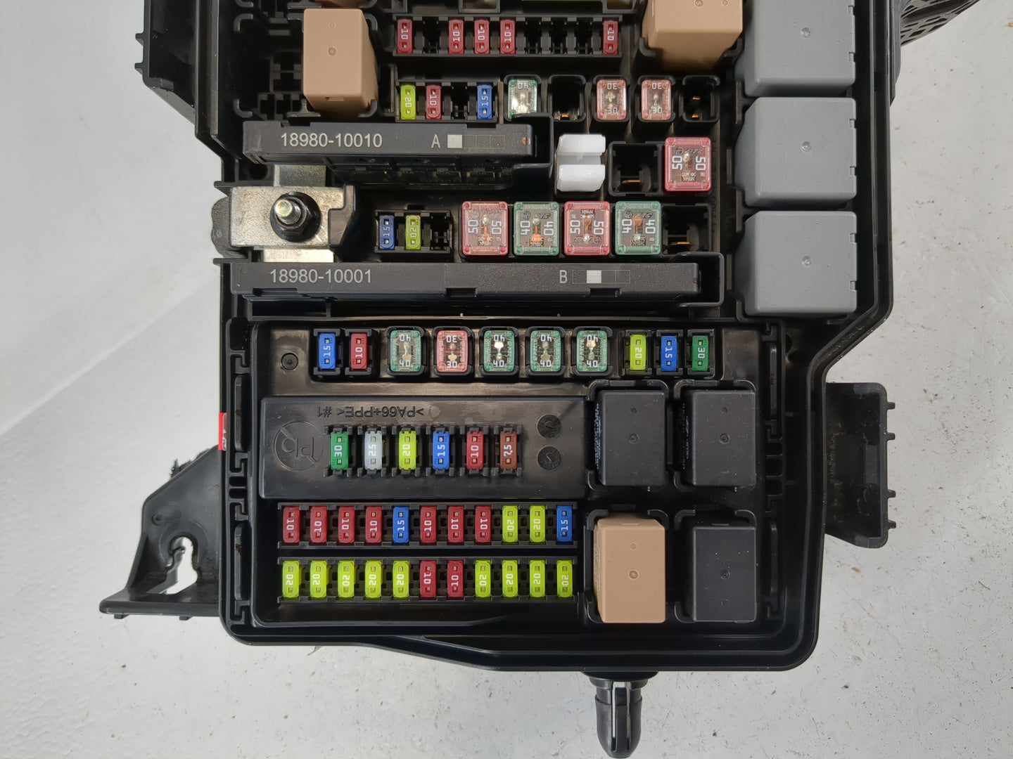 2020-2022 Hyundai Palisade Fusebox Fuse Box Panel Relay Module P/N:91220-S8580-13 91220 THN Fits Fits 2020 2021 2022 OEM Use
