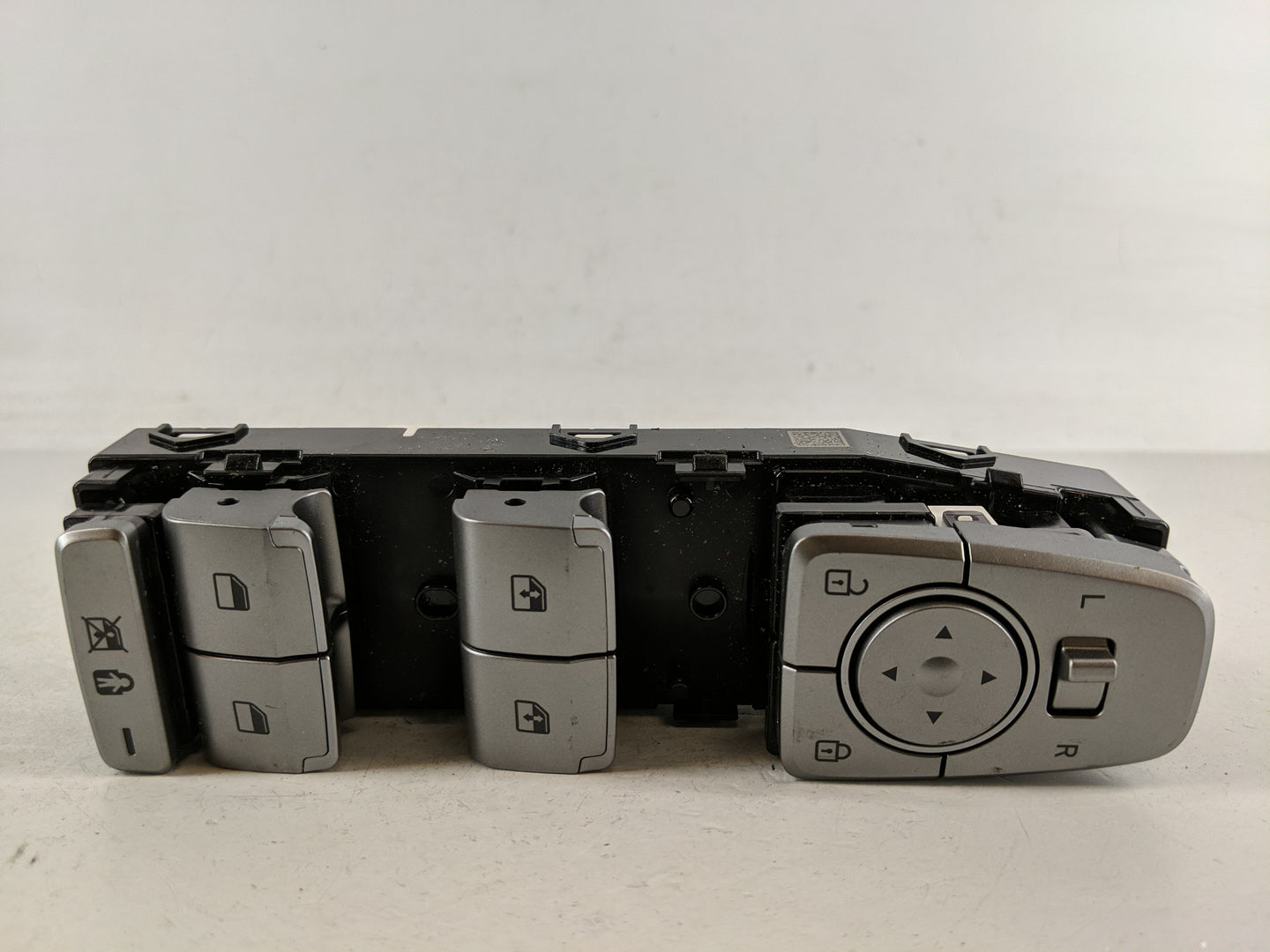 2020 Hyundai Palisade Master Power Window Switch Replacement Driver Side Left Fits OEM Used Auto Parts - Oemusedautoparts1.c