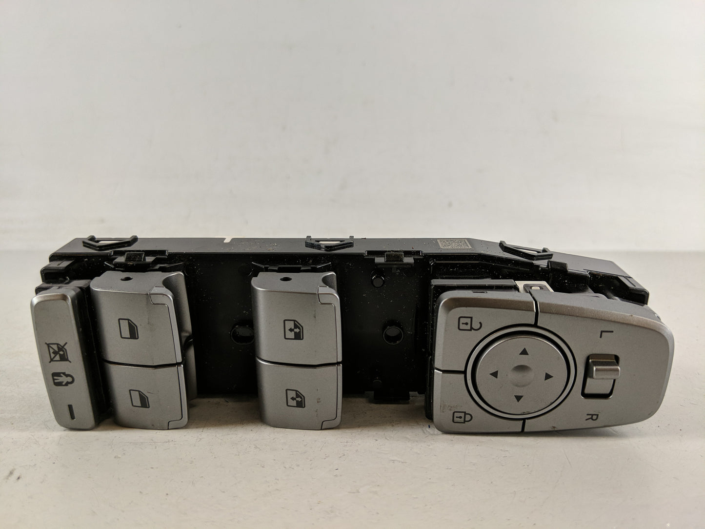 2020 Hyundai Palisade Master Power Window Switch Replacement Driver Side Left Fits OEM Used Auto Parts - Oemusedautoparts1.c