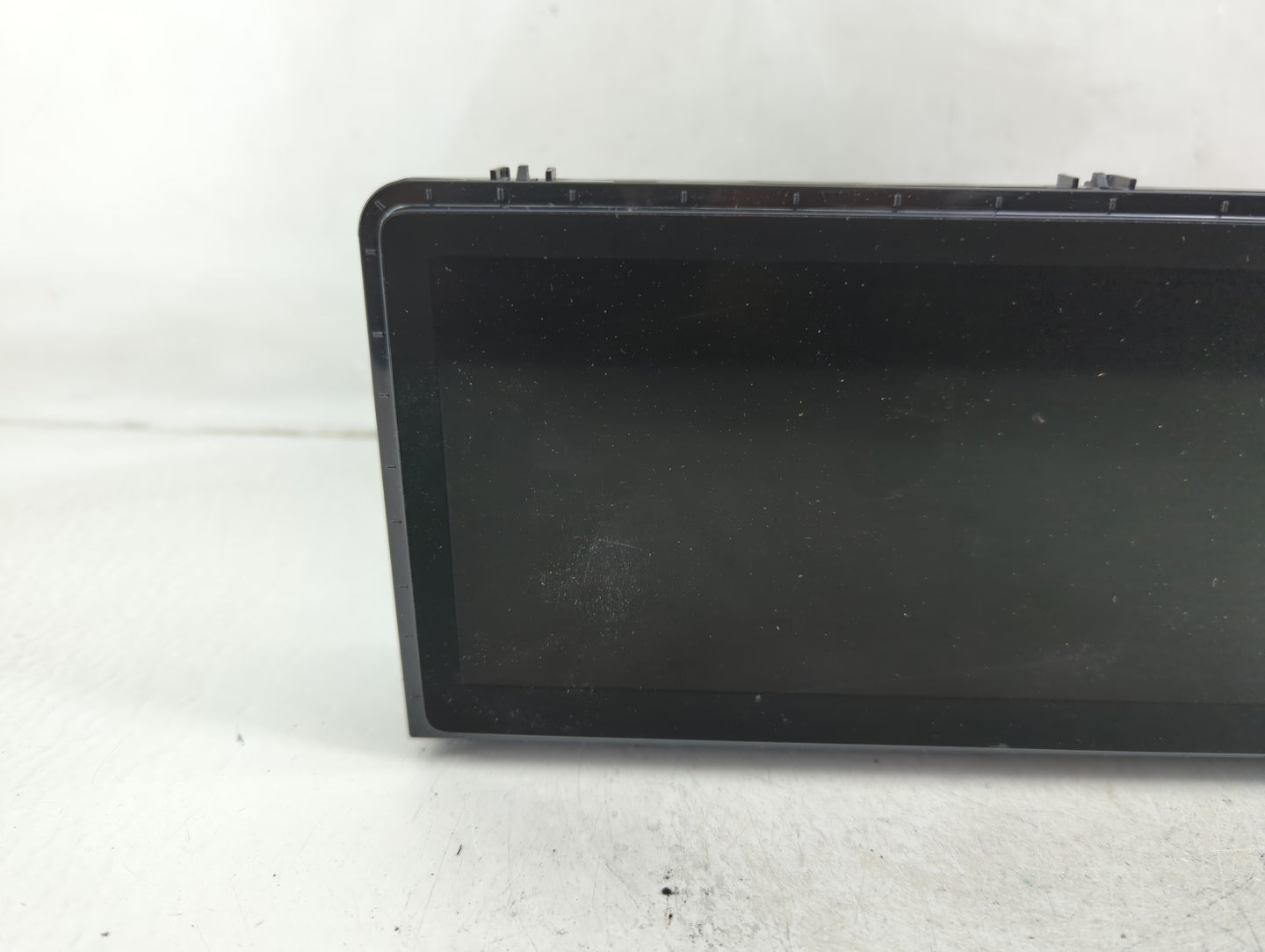 2020-2022 Hyundai Palisade Radio AM FM Cd Player Receiver Replacement P/N:96560-S8760 Fits Fits 2020 2021 2022 OEM Used Auto