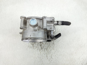2020-2022 Hyundai Palisade Throttle Body P/N:35100-3L100 Fits Fits 2017 2018 2019 2020 2021 2022 OEM Used Auto Parts