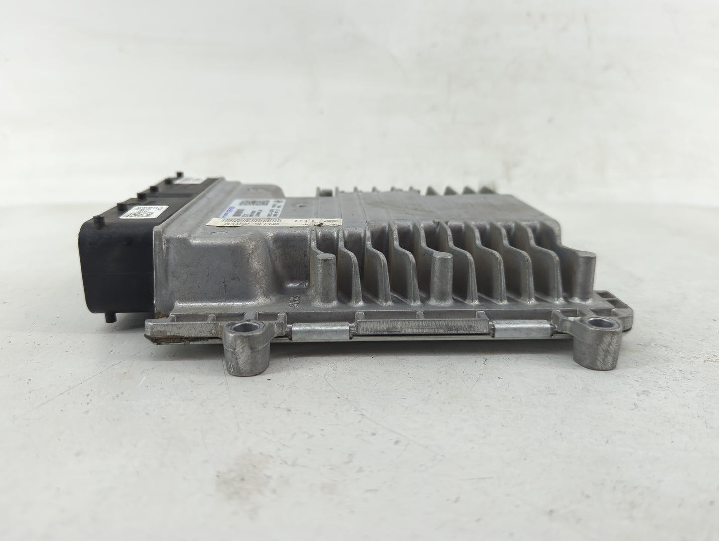2020-2022 Hyundai Palisade PCM Engine Control Computer ECU ECM PCU OEM P/N:39122-3LFN0 Fits Fits 2020 2021 2022 OEM Used Aut