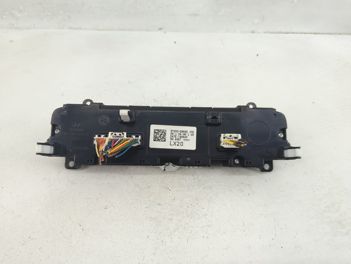 2020-2022 Hyundai Palisade Climate Control Module Temperature AC/Heater Replacement P/N:97250-S8690 Fits Fits 2020 2021 2022