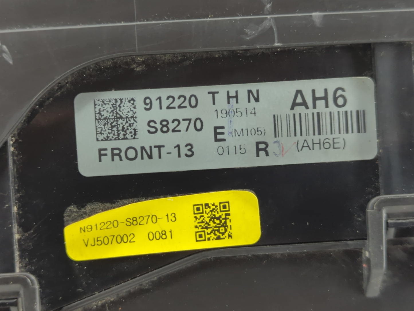 2020-2022 Hyundai Palisade Fusebox Fuse Box Panel Relay Module P/N:91220S8270 Fits Fits 2020 2021 2022 OEM Used Auto Parts -