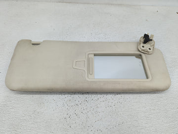 2020-2022 Hyundai Palisade Sun Visor Shade Replacement Passenger Right Mirror Fits Fits 2020 2021 2022 OEM Used Auto Parts -