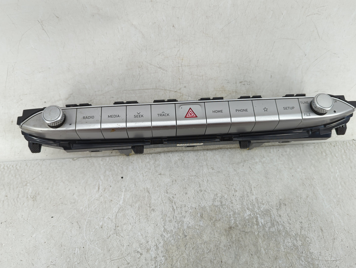 2020-2022 Hyundai Palisade Radio AM FM Cd Player Receiver Replacement P/N:96540S8000SSV Fits Fits 2020 2021 2022 OEM Used Au