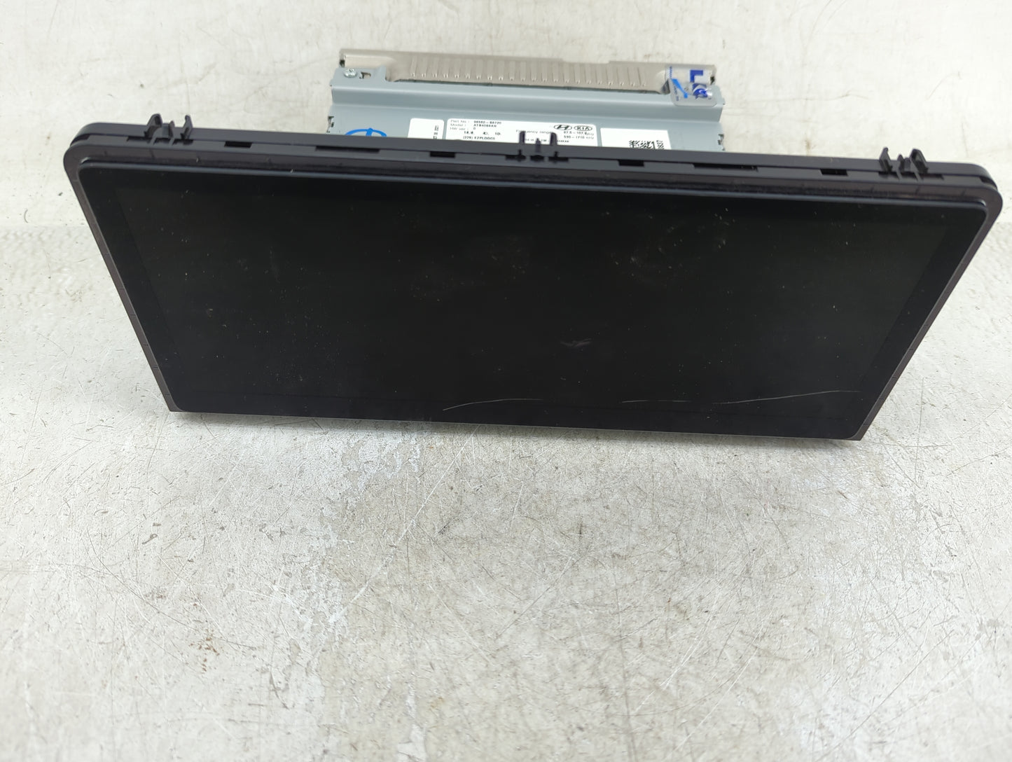 2020-2022 Hyundai Palisade Radio AM FM Cd Player Receiver Replacement P/N:96560-S8720 Fits Fits 2020 2021 2022 OEM Used Auto