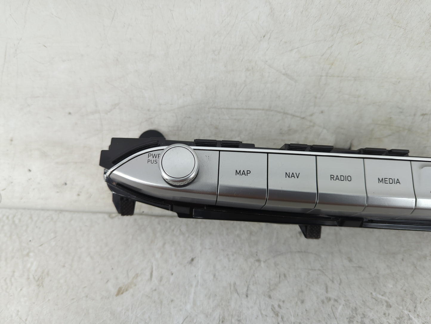 2020-2022 Hyundai Palisade Radio AM FM Cd Player Receiver Replacement Fits Fits 2020 2021 2022 OEM Used Auto Parts - Oemused