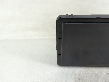 2020-2022 Hyundai Palisade Radio AM FM Cd Player Receiver Replacement P/N:96160S8710 Fits Fits 2020 2021 2022 OEM Used Auto Parts