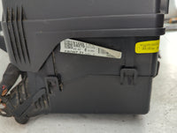 2020-2022 Hyundai Palisade Fusebox Fuse Box Panel Relay Module P/N:91220 S8270 Fits Fits 2020 2021 2022 OEM Used Auto Parts 