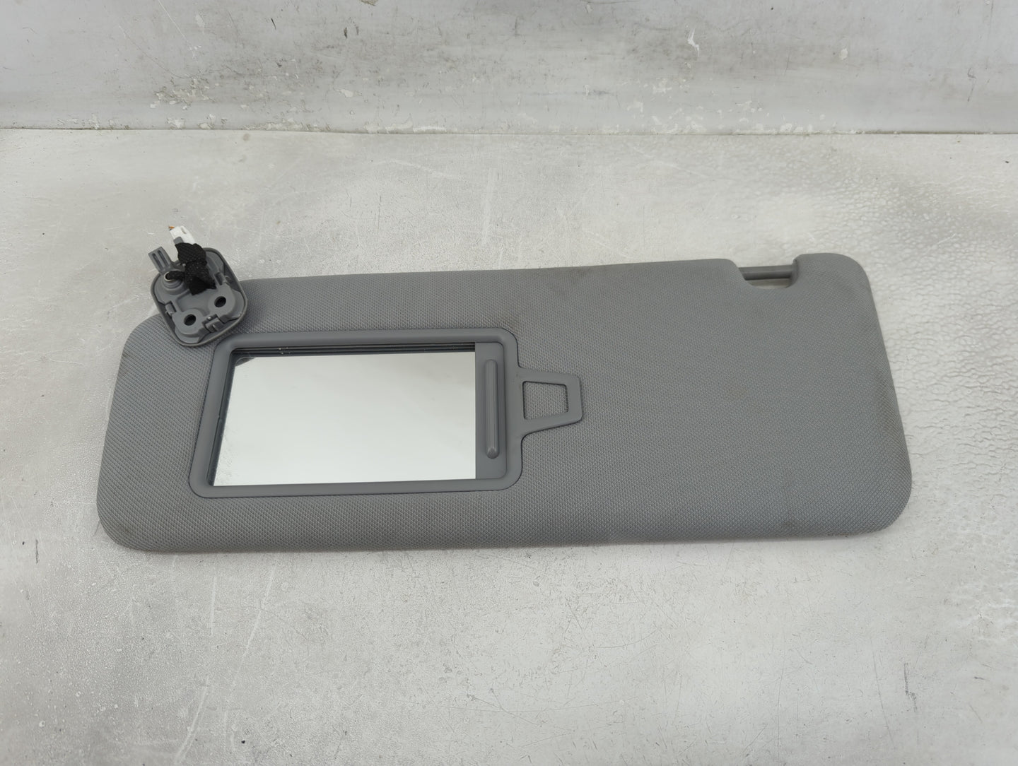 2020-2022 Hyundai Palisade Sun Visor Shade Replacement Driver Left Mirror Fits Fits 2020 2021 2022 OEM Used Auto Parts - Oem