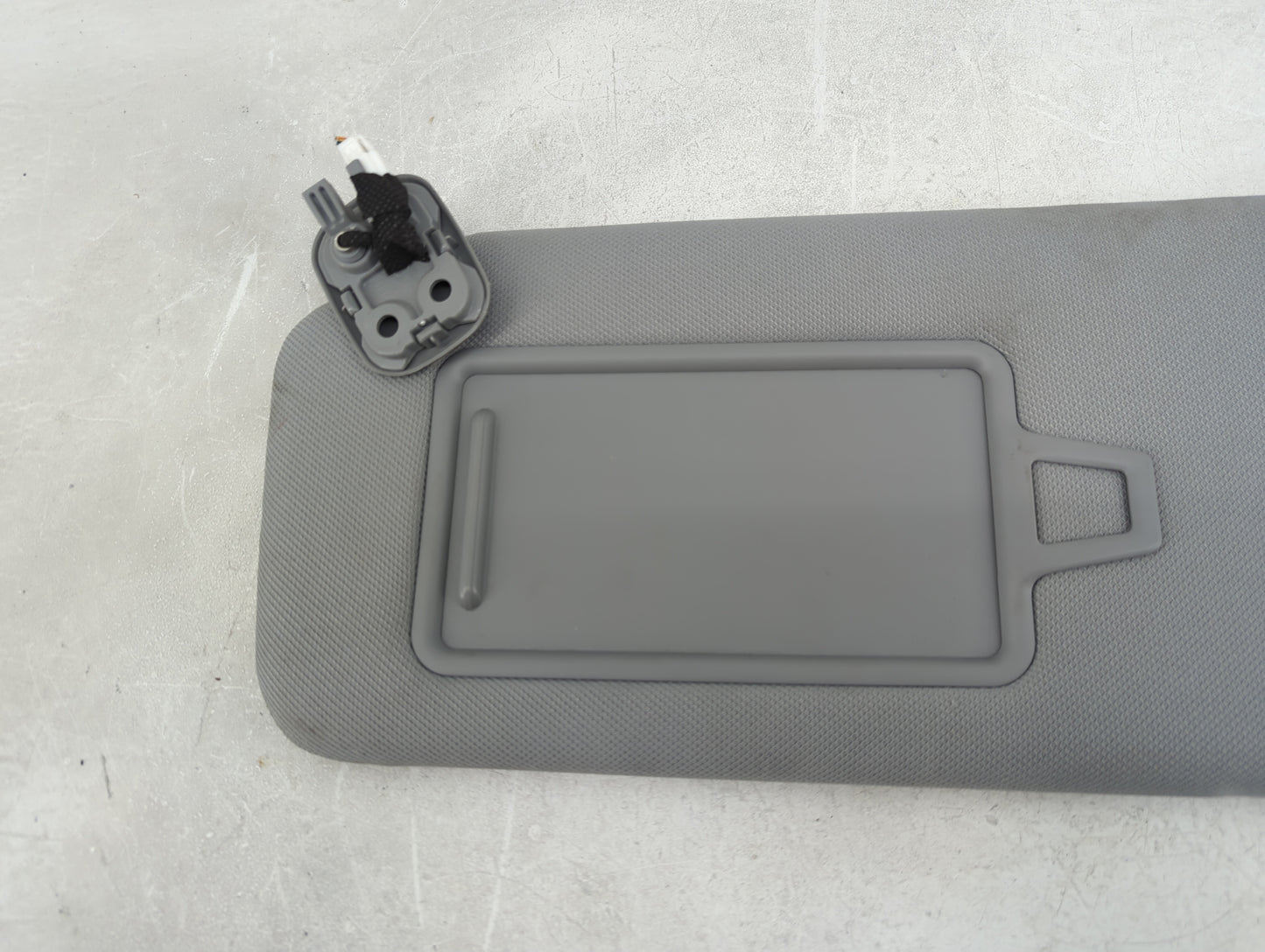 2020-2022 Hyundai Palisade Sun Visor Shade Replacement Driver Left Mirror Fits Fits 2020 2021 2022 OEM Used Auto Parts - Oem