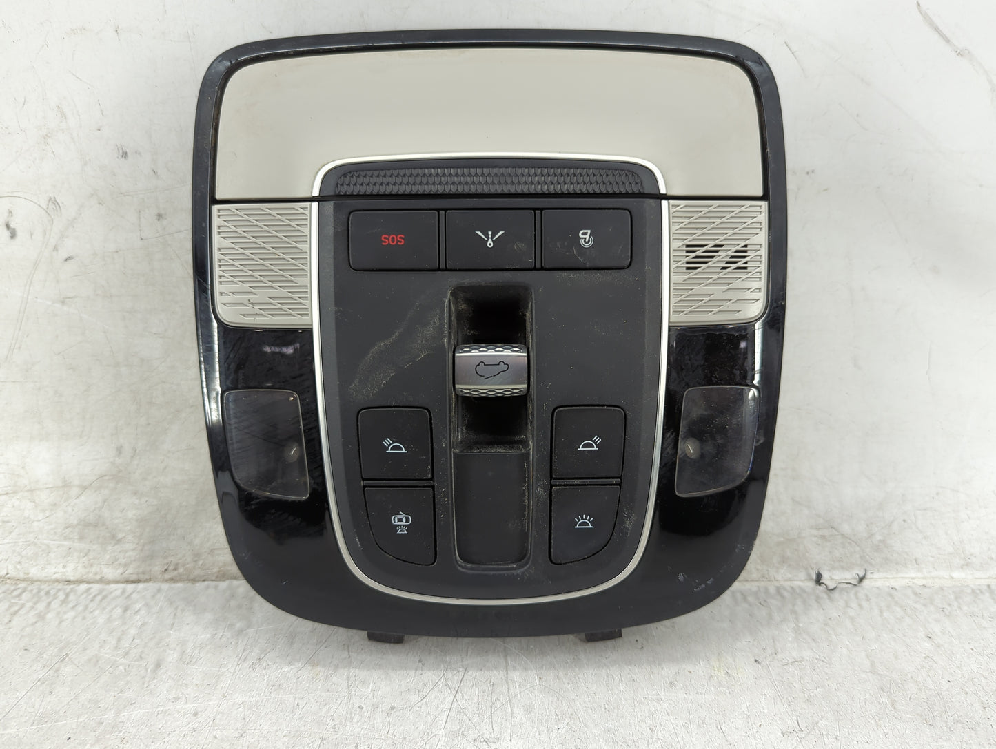 2020 Hyundai Palisade Overhead Roof Console - Oemusedautoparts1.com