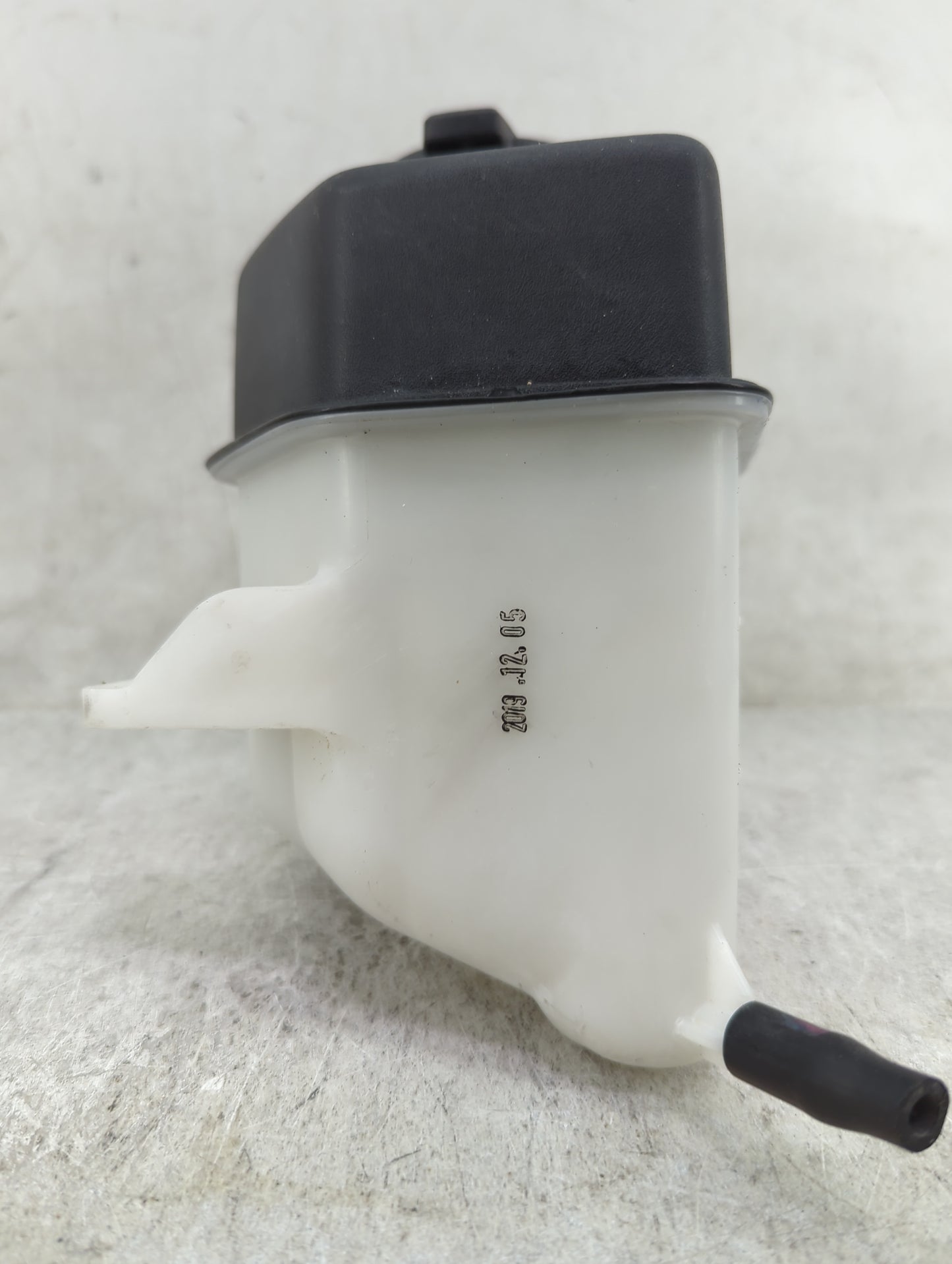 2020 Hyundai Palisade Radiator Coolant Overflow Expansion Tank Bottle 1459961 - Oemusedautoparts1.com