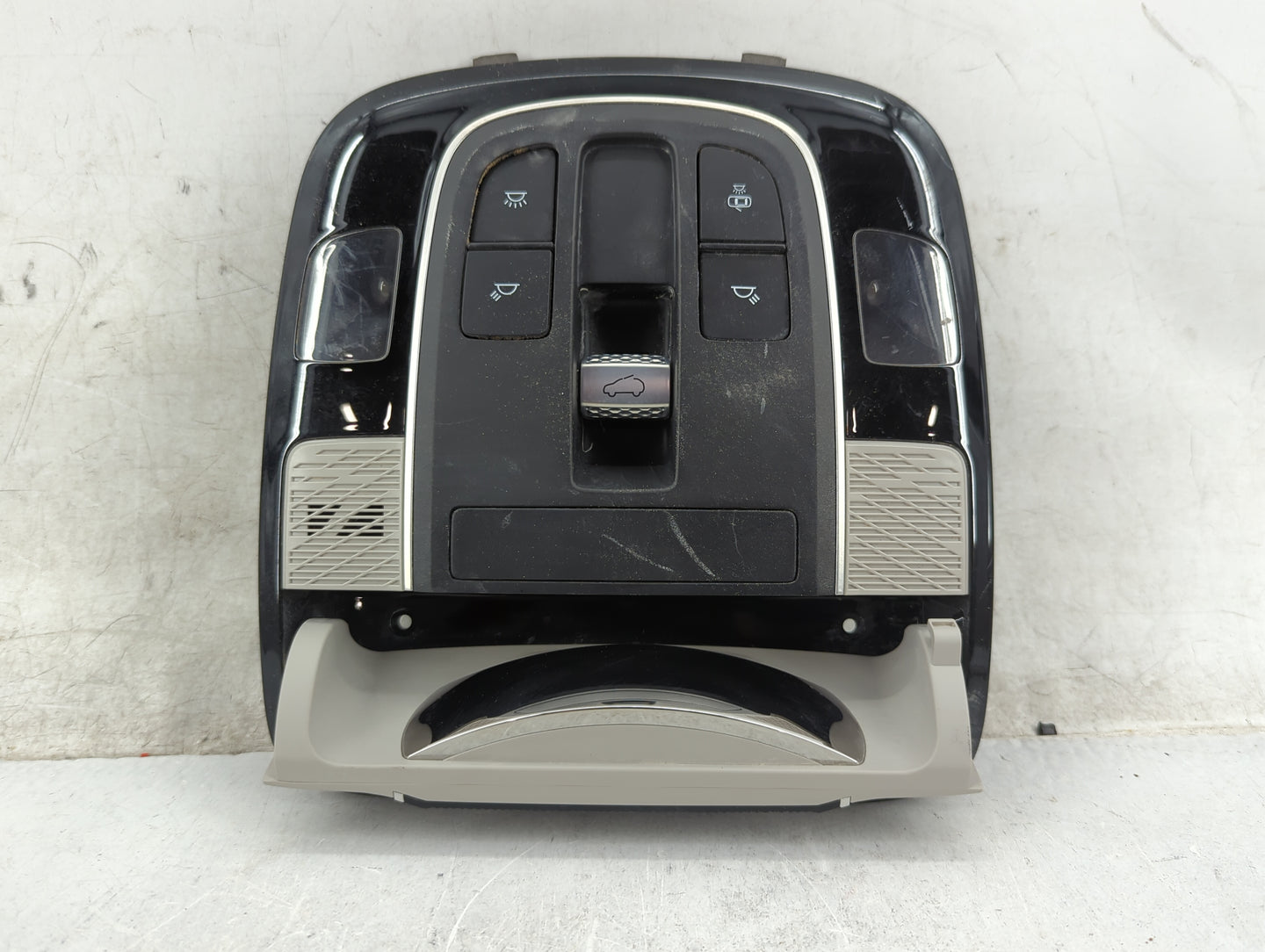 2020 Hyundai Palisade Overhead Roof Console 1465838 - Oemusedautoparts1.com