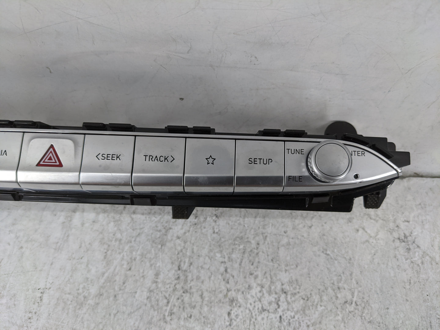 2020-2022 Hyundai Palisade Radio Control Panel 1478276 - Oemusedautoparts1.com