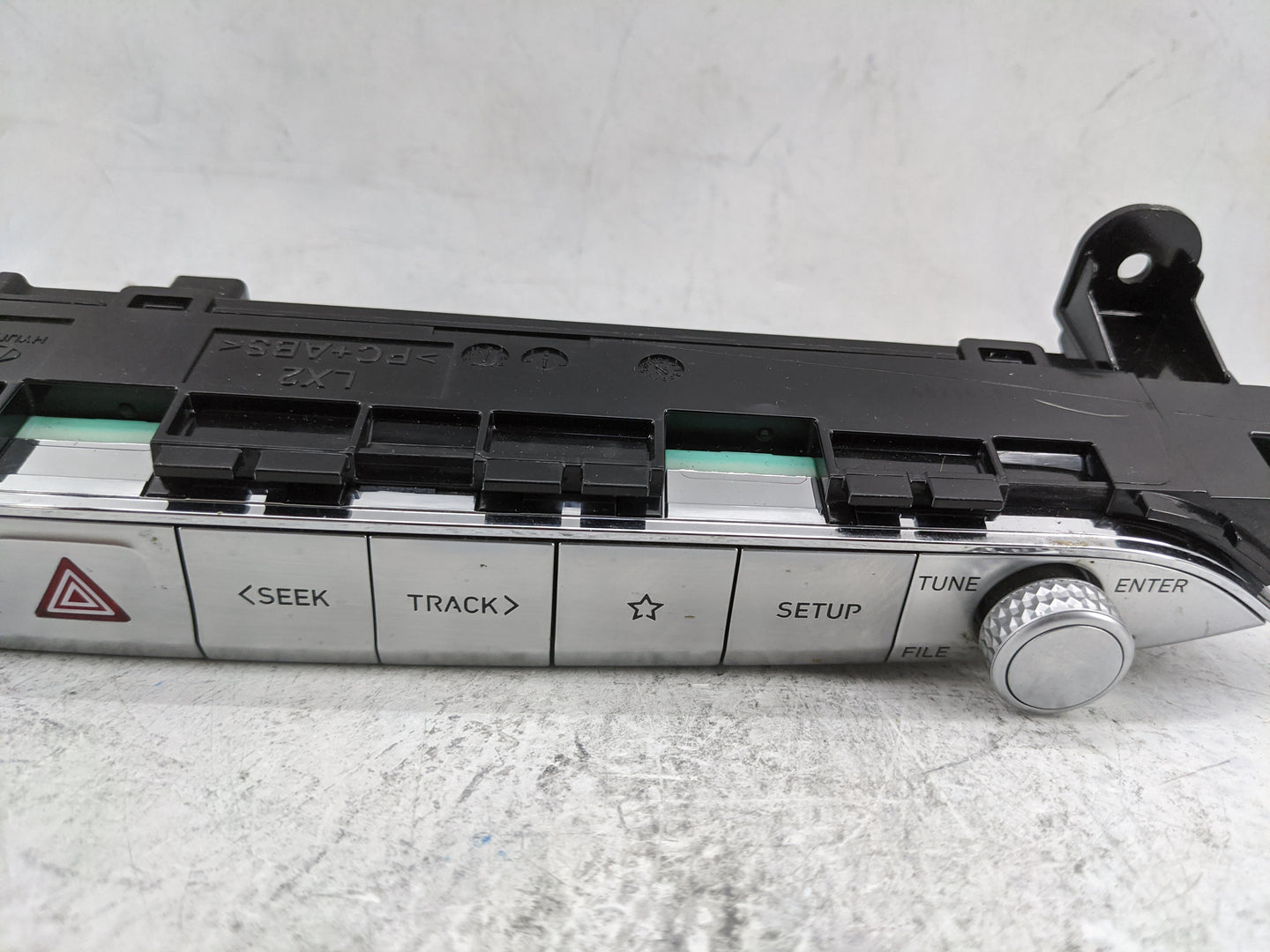 2020-2022 Hyundai Palisade Radio Control Panel 1478323 - Oemusedautoparts1.com