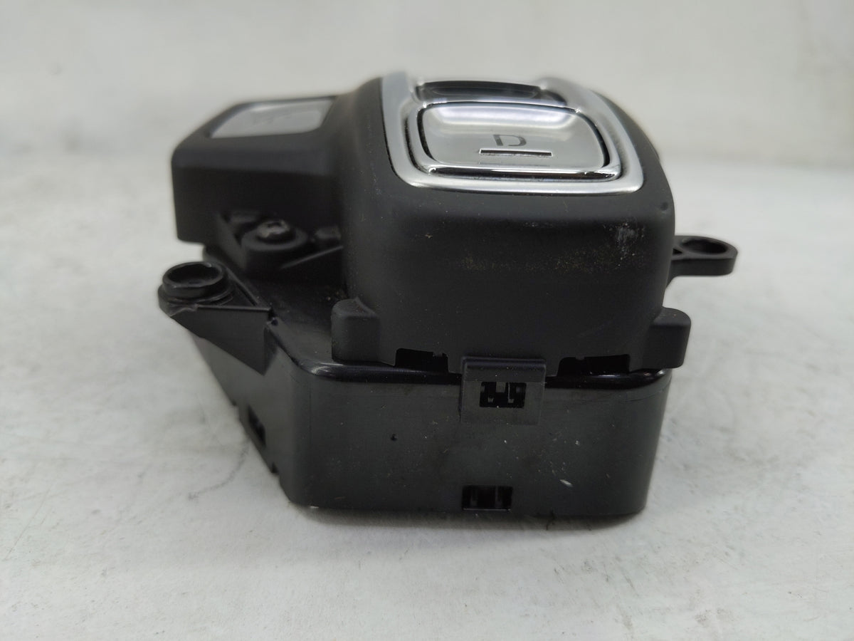 2020 Hyundai Palisade Floor Console Assembly Shifter 1478611 - Oemusedautoparts1.com