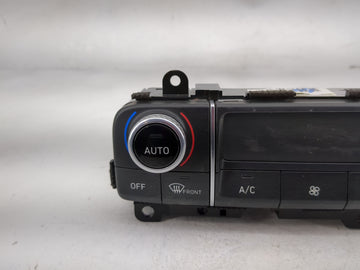 2020-2022 Hyundai Palisade Climate Control Module Temperature AC/Heater Replacement P/N:97250-S8690 97250-S8XXX Fits OEM Used Auto Parts