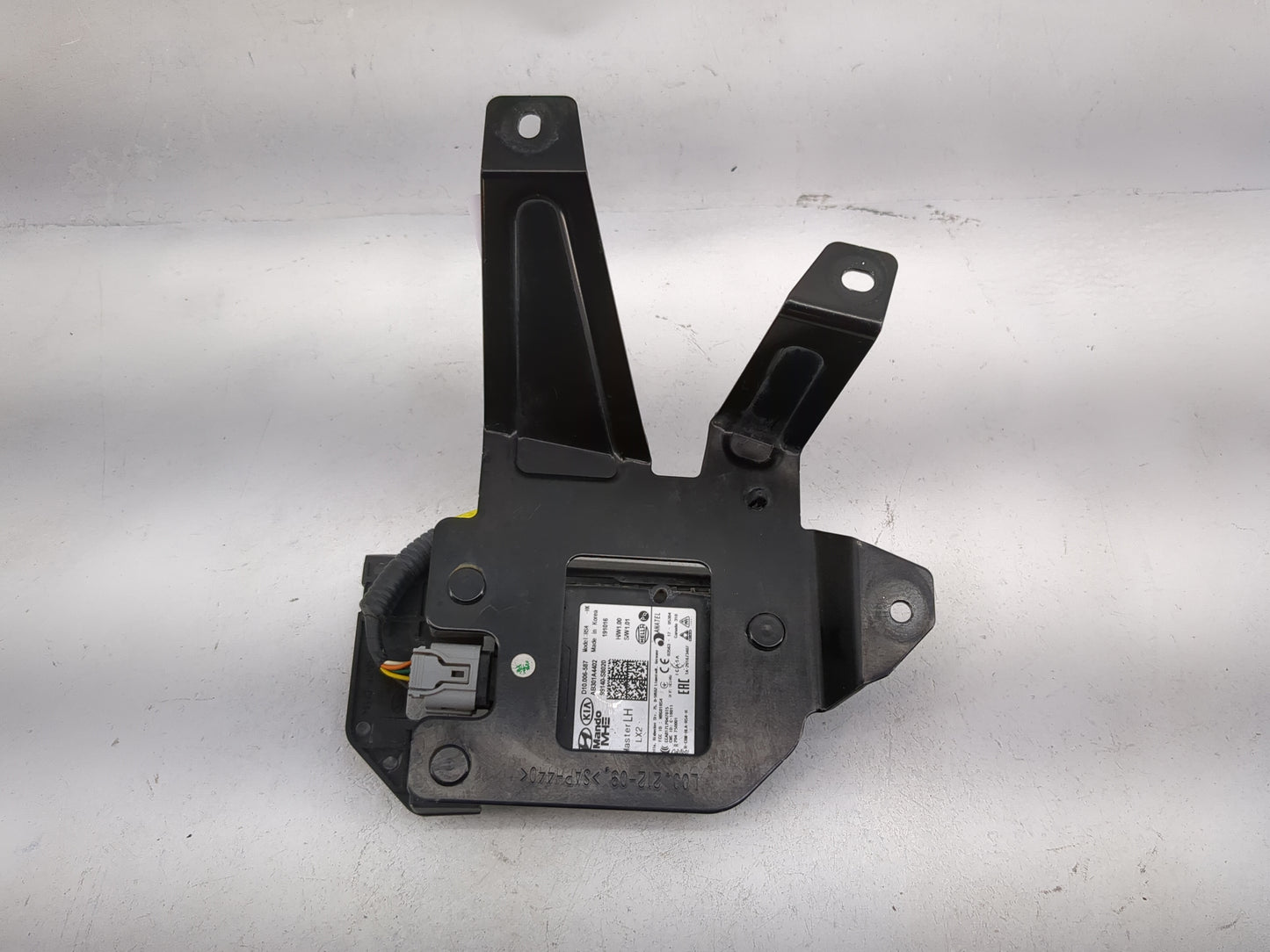 2020 Hyundai Palisade Driver Assist Control Module - Oemusedautoparts1.com