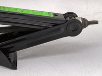 2020 Hyundai Palisade Spare Scissor Car Jack - Oemusedautoparts1.com