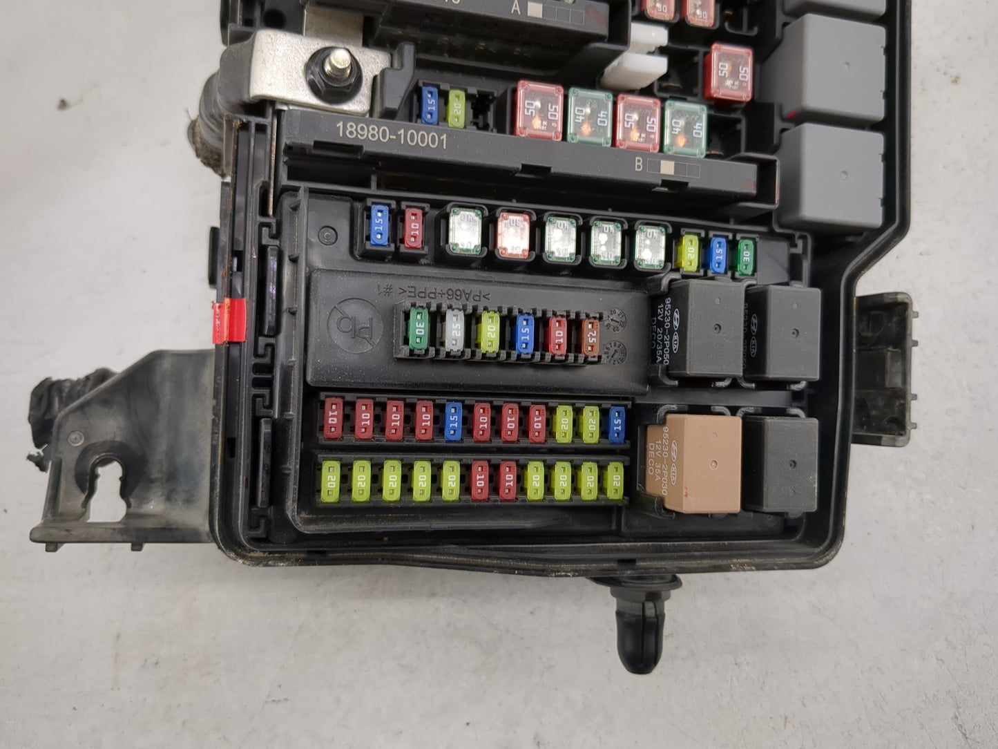 2020-2022 Hyundai Palisade Fusebox Fuse Box Panel Relay Module P/N:18980-10010 18980-10001 Fits Fits 2020 2021 2022 OEM Used
