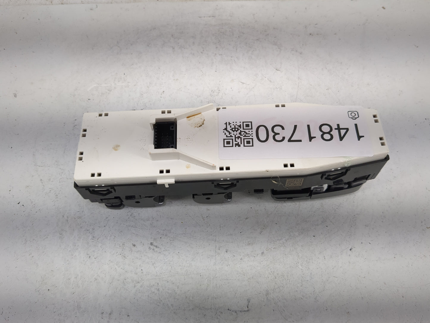 2020 Hyundai Palisade Master Power Window Switch Replacement Driver Side Left P/N:93570S8125SSU Fits OEM Used Auto Parts - O