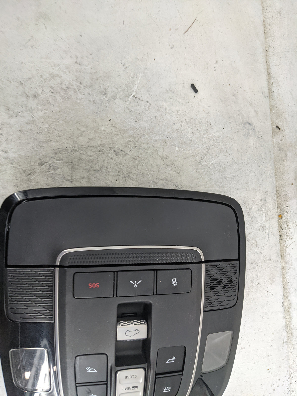 2020-2022 Hyundai Palisade Overhead Console W/rear Climate Control Black - Oemusedautoparts1.com