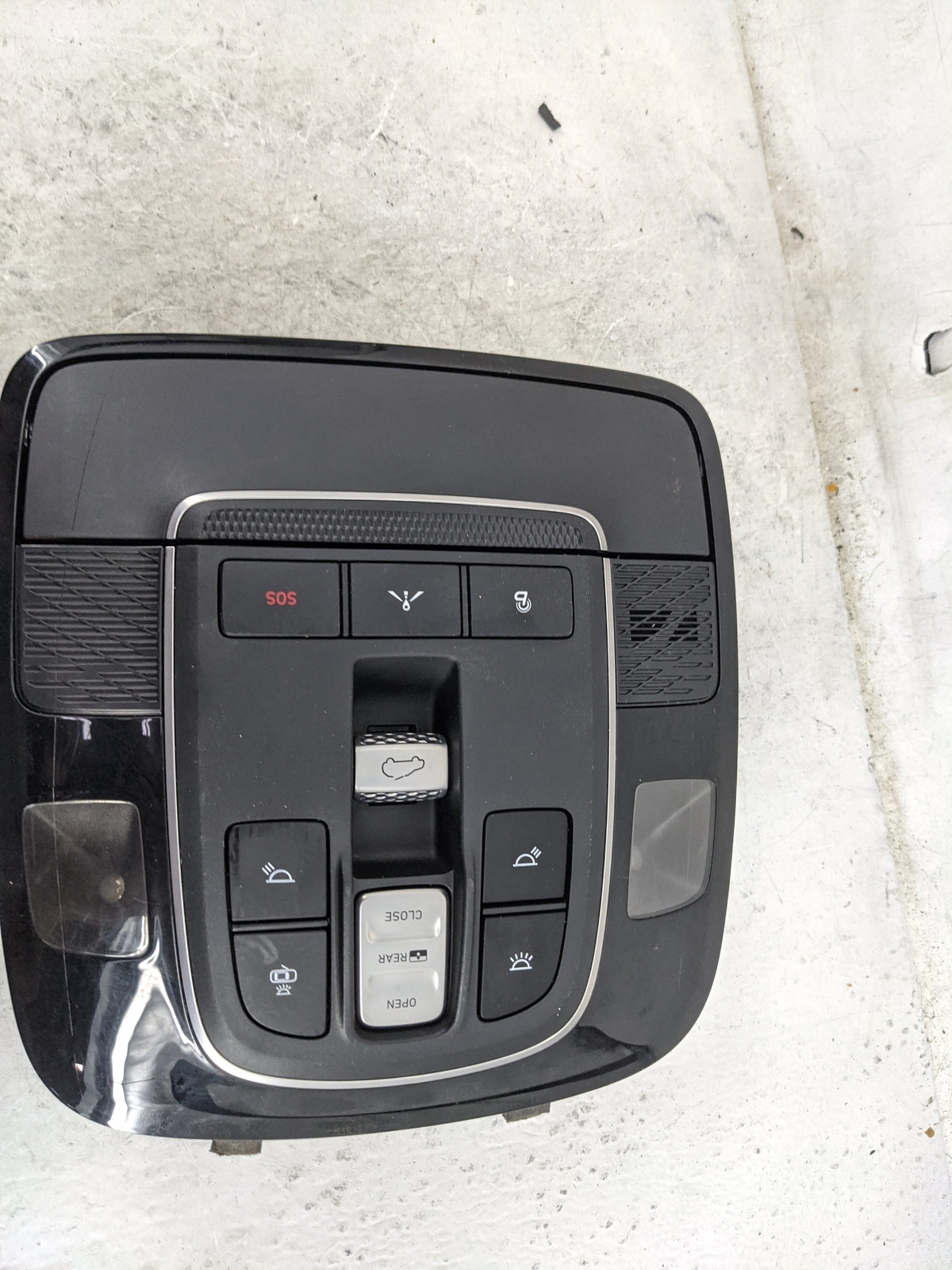 2020-2022 Hyundai Palisade Overhead Console W/rear Climate Control Black - Oemusedautoparts1.com