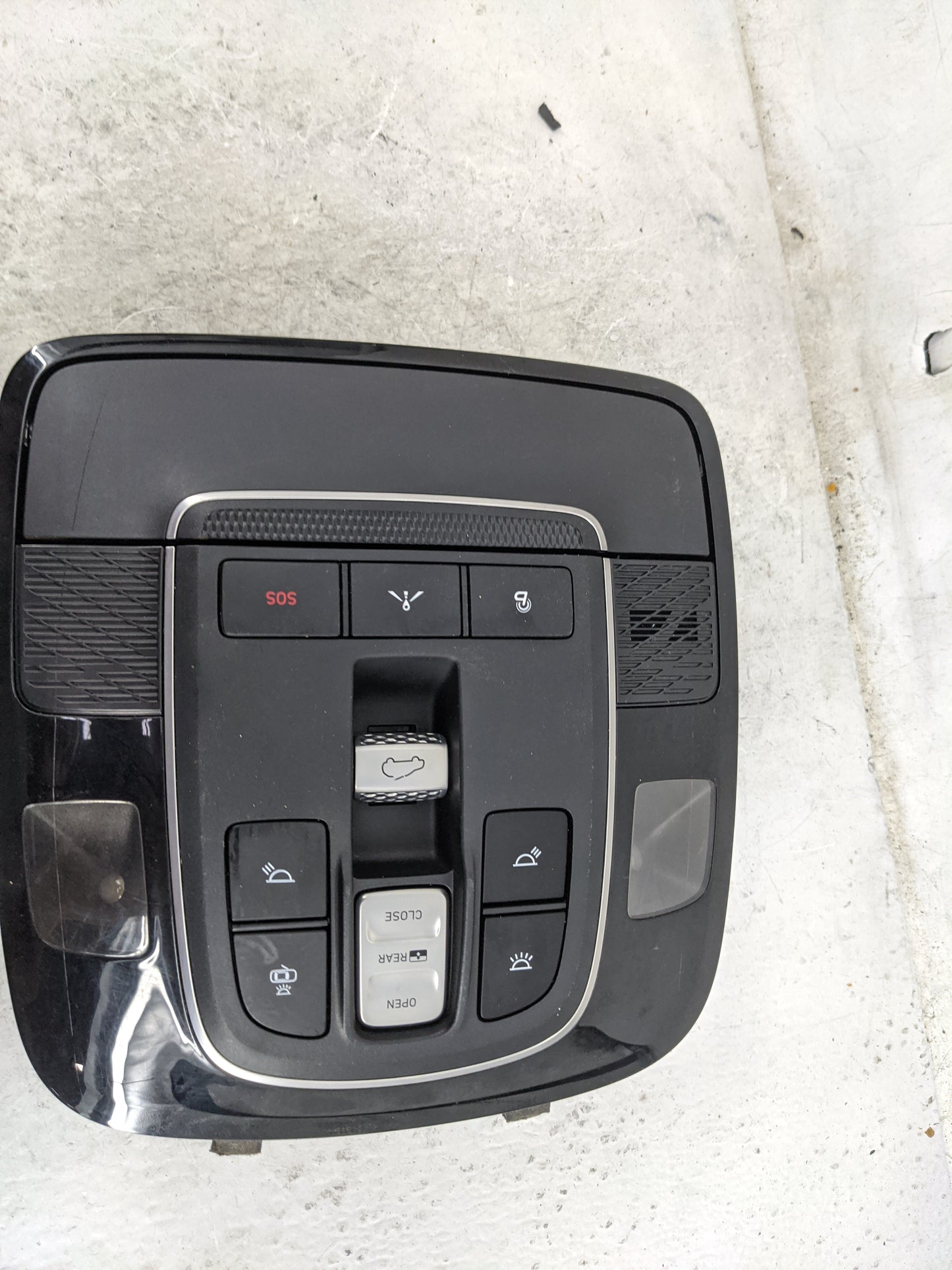 2020-2022 Hyundai Palisade Overhead Console W/rear Climate Control Black - Oemusedautoparts1.com