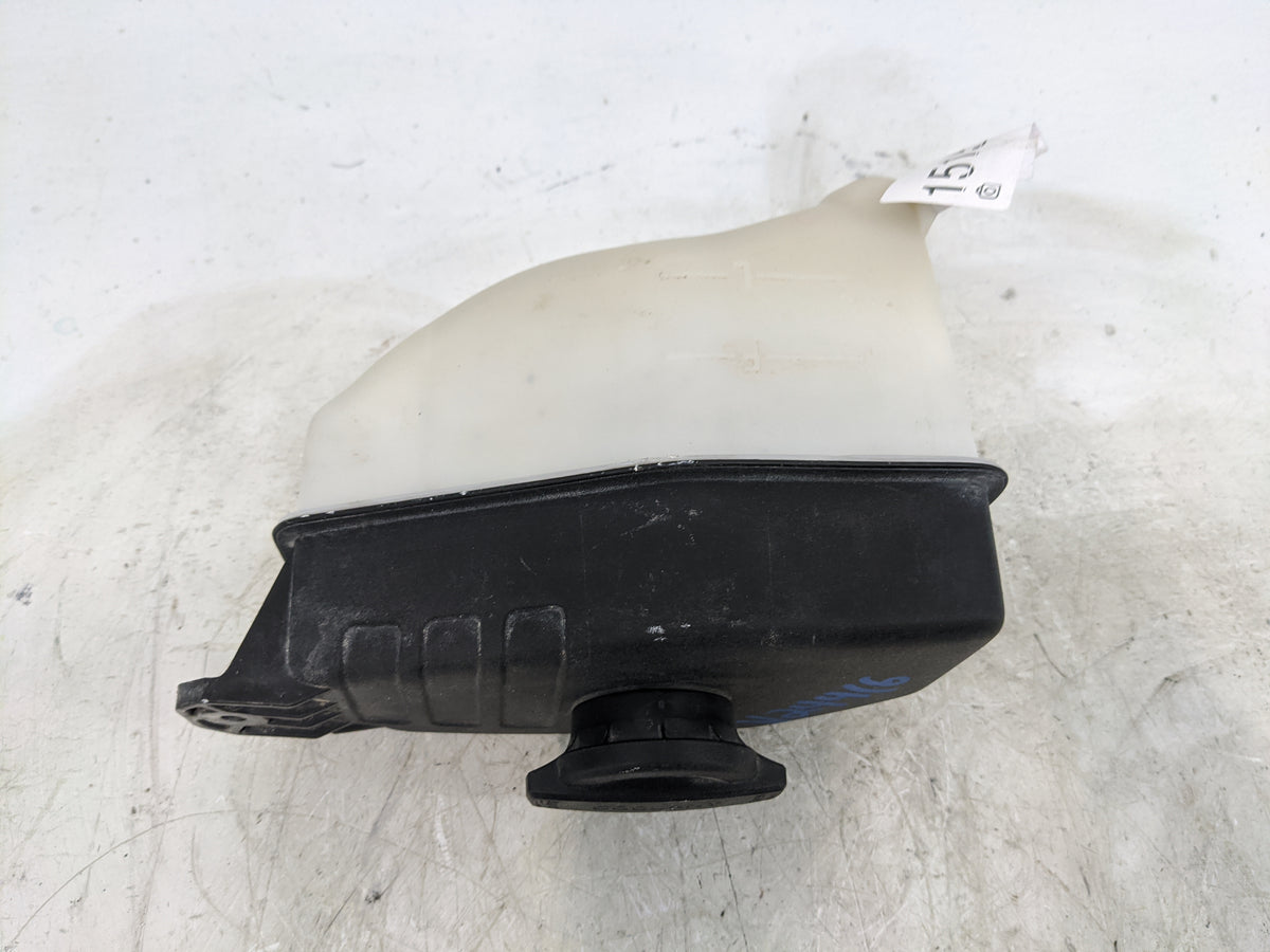2020 Hyundai Palisade Radiator Coolant Overflow Expansion Tank Bottle 1515812 - Oemusedautoparts1.com
