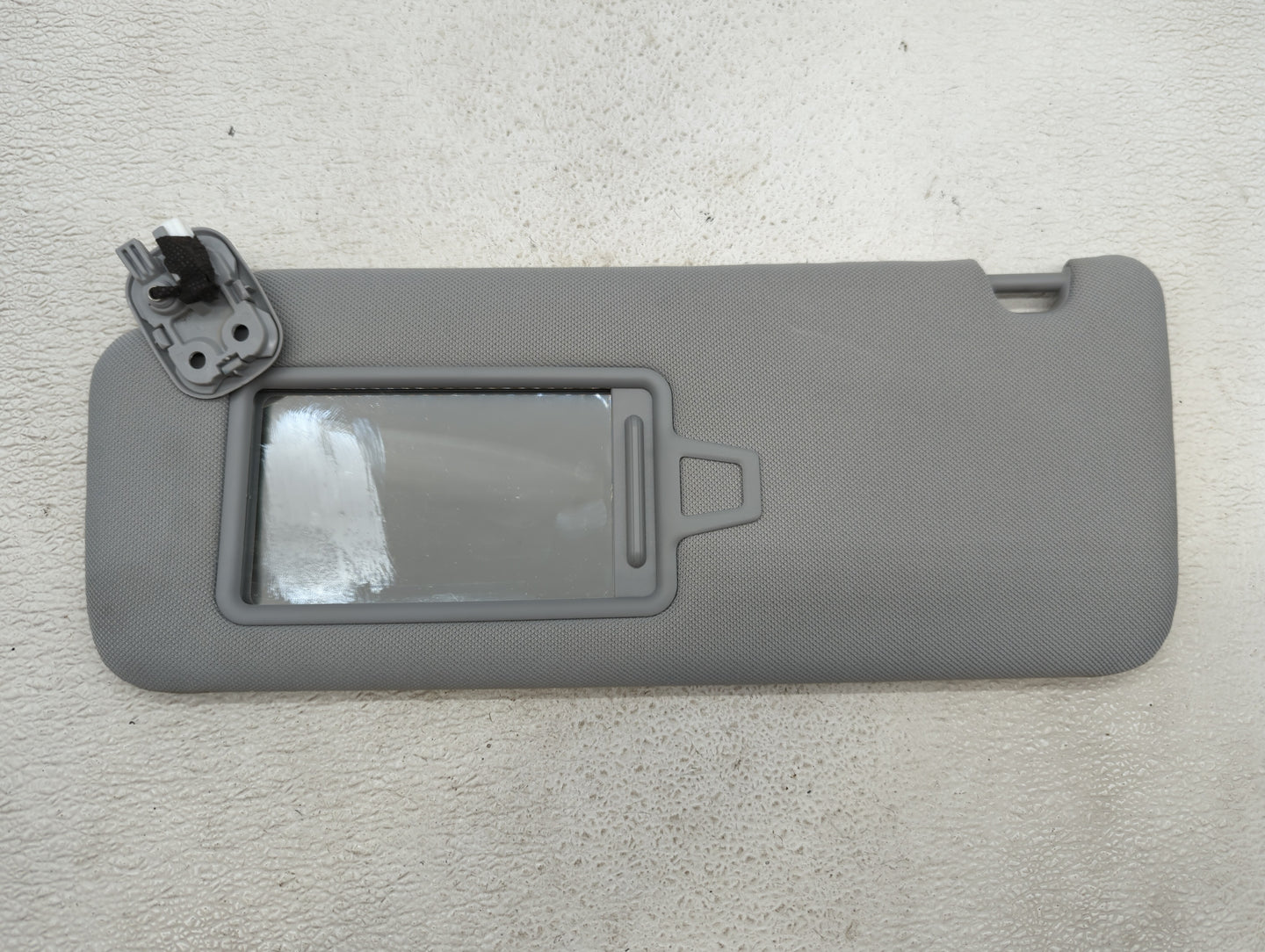 2020-2022 Hyundai Palisade Sun Visor Shade Replacement Driver Left Mirror Fits Fits 2020 2021 2022 OEM Used Auto Parts - Oem