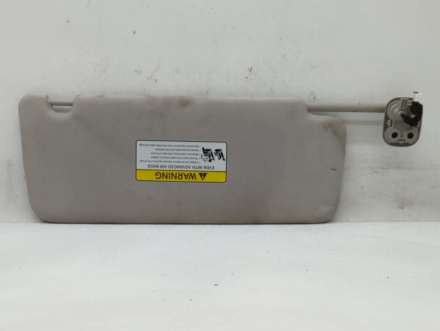 2020-2022 Hyundai Palisade Sun Visor Shade Replacement Driver Left Mirror Fits Fits 2020 2021 2022 OEM Used Auto Parts - Oem