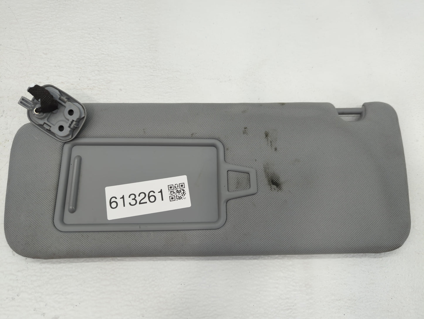 2020-2022 Hyundai Palisade Sun Visor Shade Replacement Driver Left Mirror Fits Fits 2020 2021 2022 OEM Used Auto Parts - Oem
